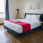 Samesun Hollywood Hotel & Hostel